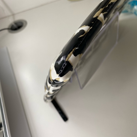 Kate Spade Rare Dog Scotty Cosmetic bag - Picture 8 of 11